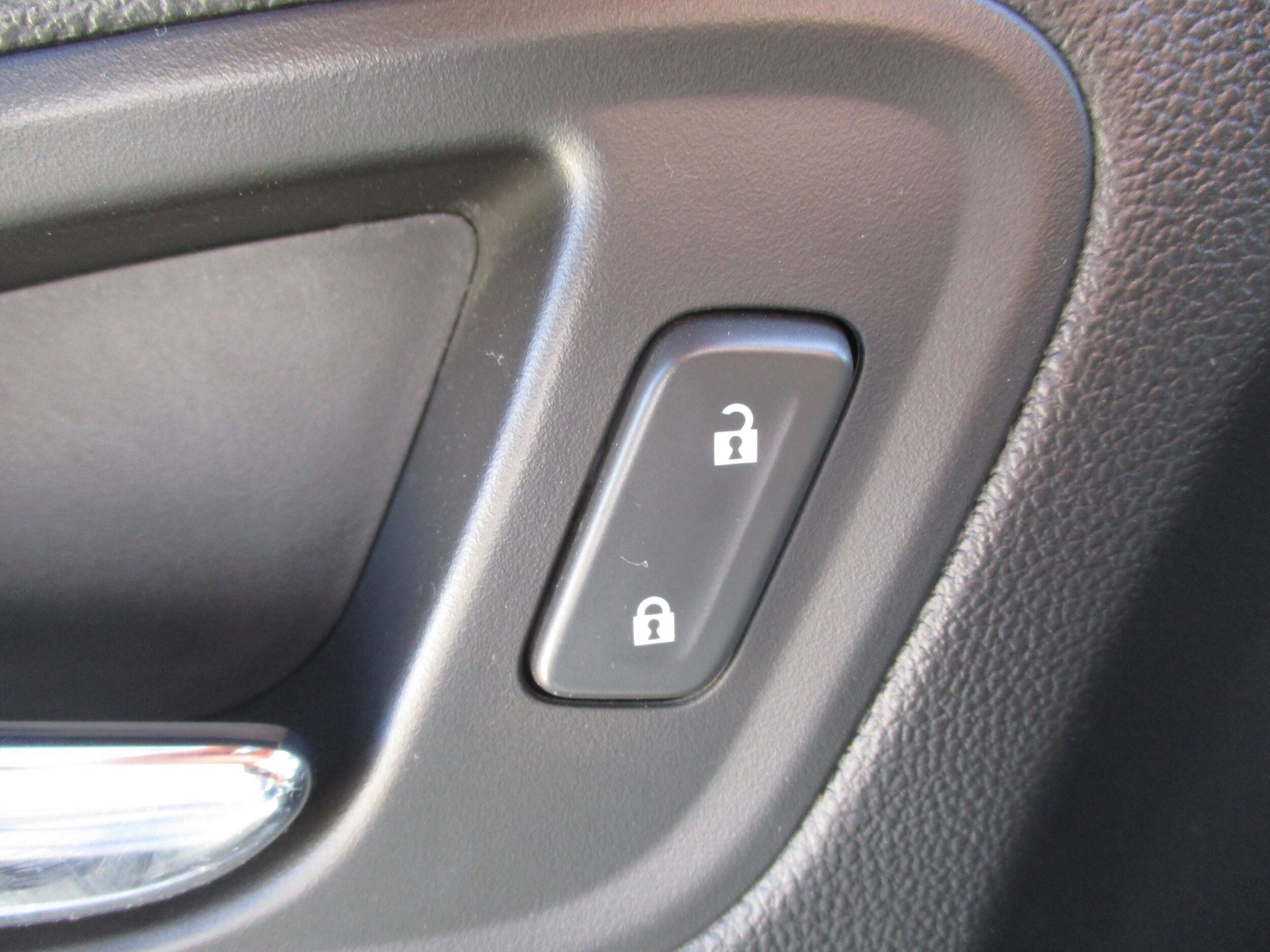 Used 2018 Chevrolet Colorado ZR2 AWD/4WD image 30