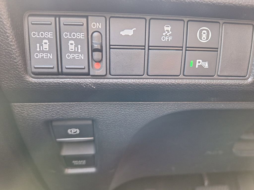 Used 2023 Honda Odyssey Elite image 12