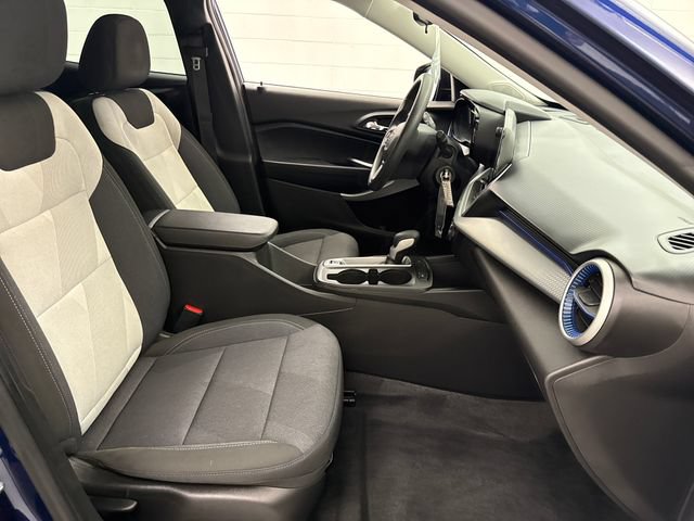 Certified 2024 Chevrolet Trax LS FWD image 29
