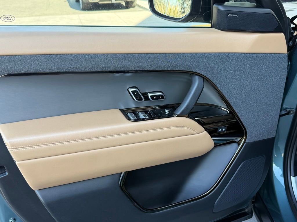 Used 2023 Land Rover Range Rover Sport SE image 22