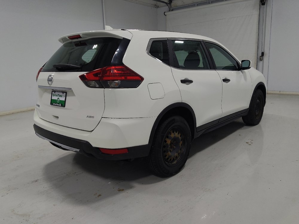 Used 2017 Nissan Rogue S AWD/4WD image 9
