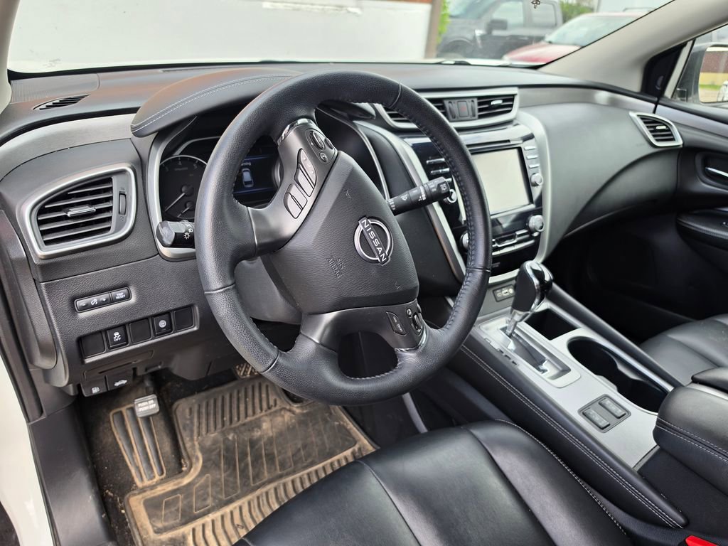 Used 2023 Nissan Murano SV w/ SV Midnight Edition Package AWD/4WD image 4