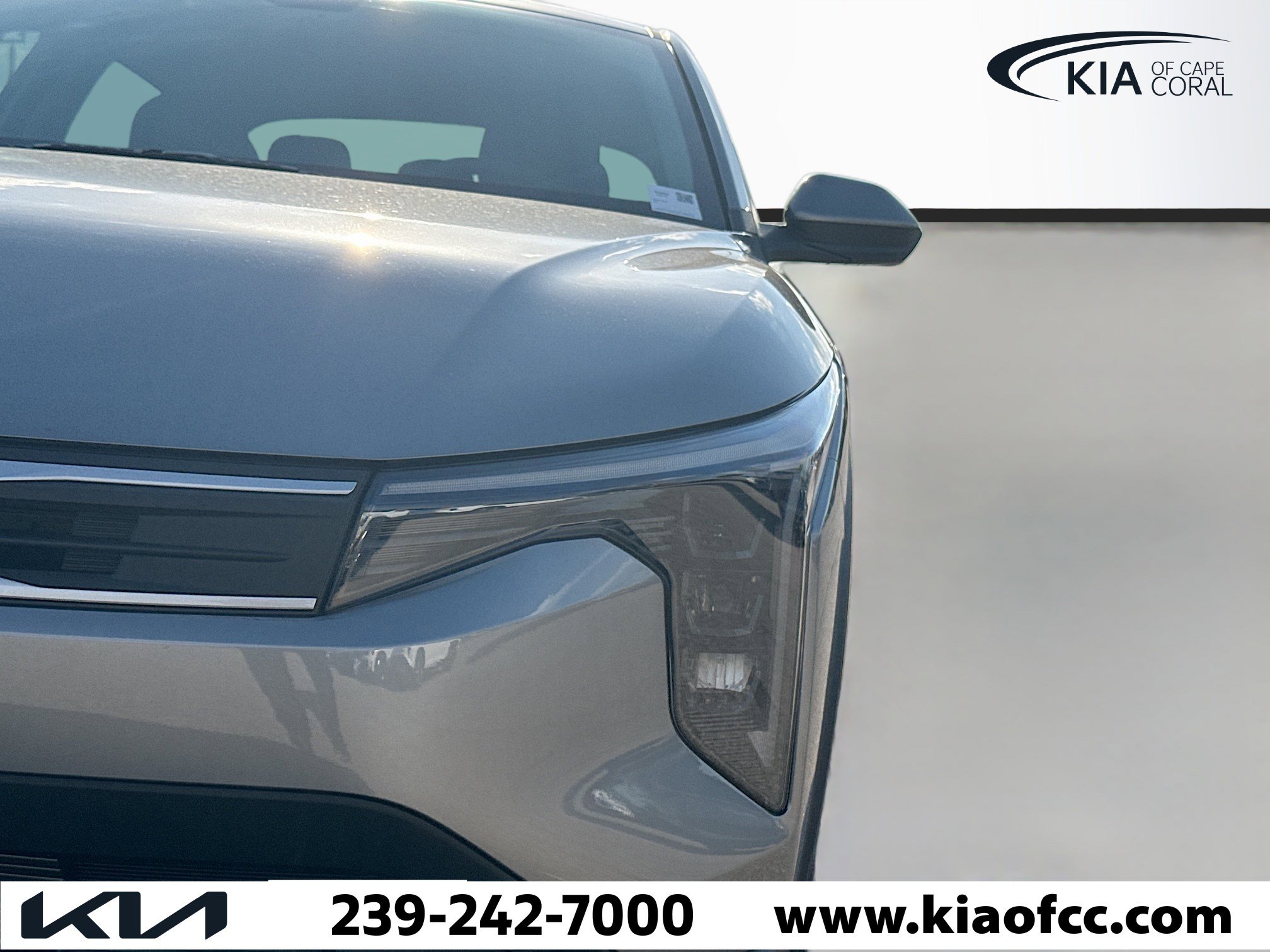 New 2025 Kia K4 LXS image 9