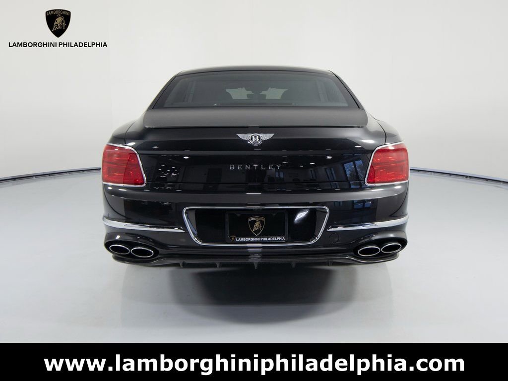 Used 2024 Bentley Flying Spur V8 image 6