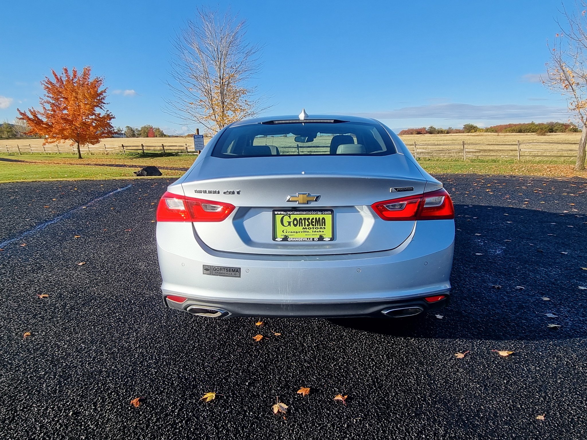 Used 2017 Chevrolet Malibu Premier w/ Driver Confidence Package FWD image 6