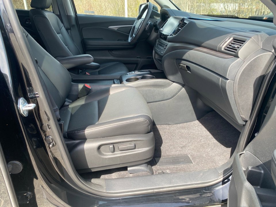 Certified 2023 Honda Ridgeline RTL image 32