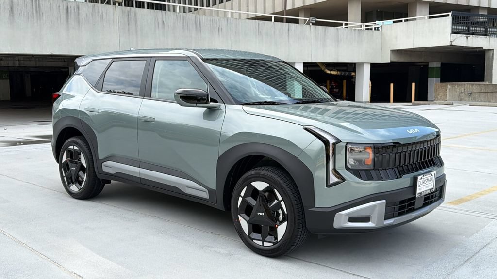 New 2027 Kia Seltos S