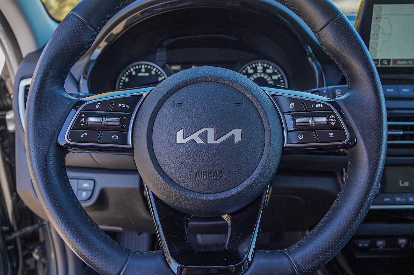 Used 2023 Kia Seltos SX image 12