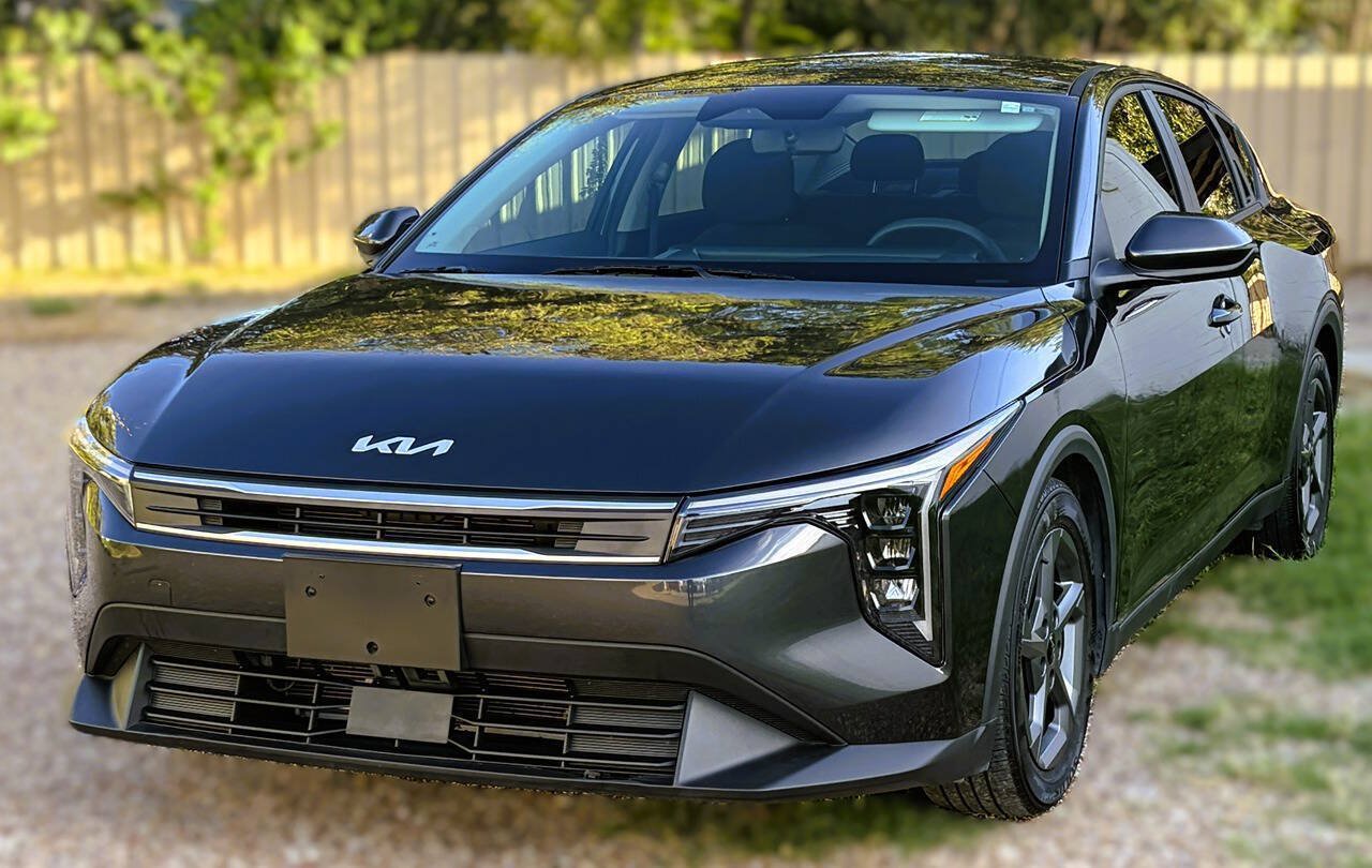 Used 2025 Kia K4 FWD image 4