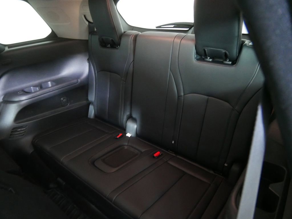 Used 2024 INFINITI QX60 Luxe image 19