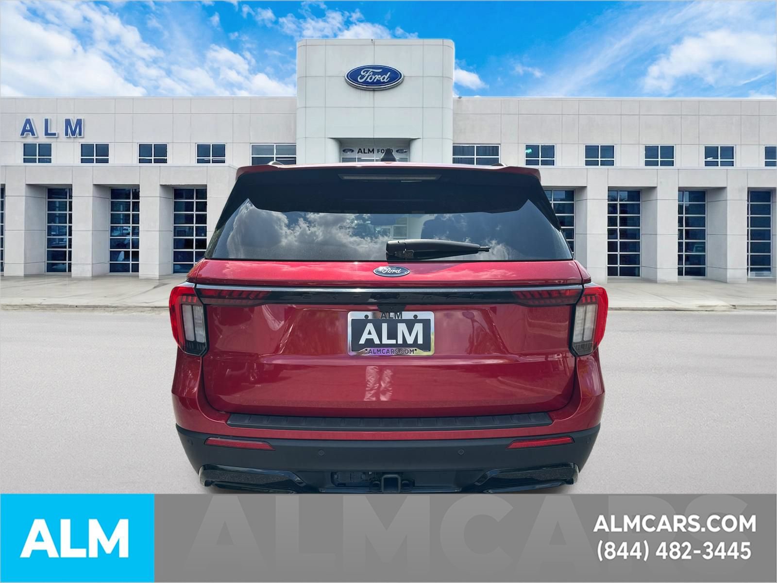 Used 2025 Ford Explorer ST-Line w/ Premium Package RWD image 6