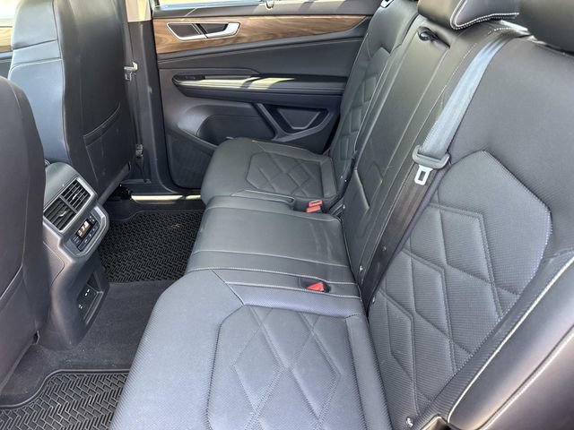 Certified 2024 Volkswagen Atlas SE w/ Panoramic Sunroof Package FWD image 25