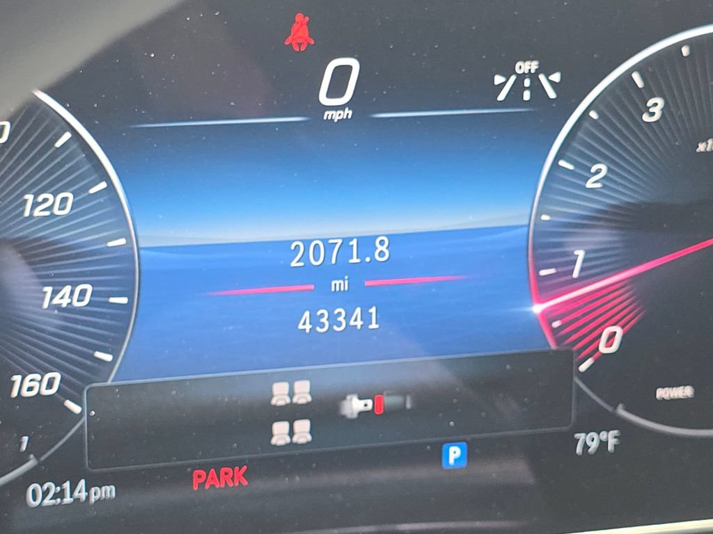 Used 2024 Mercedes-Benz GLS 450 4MATIC image 28