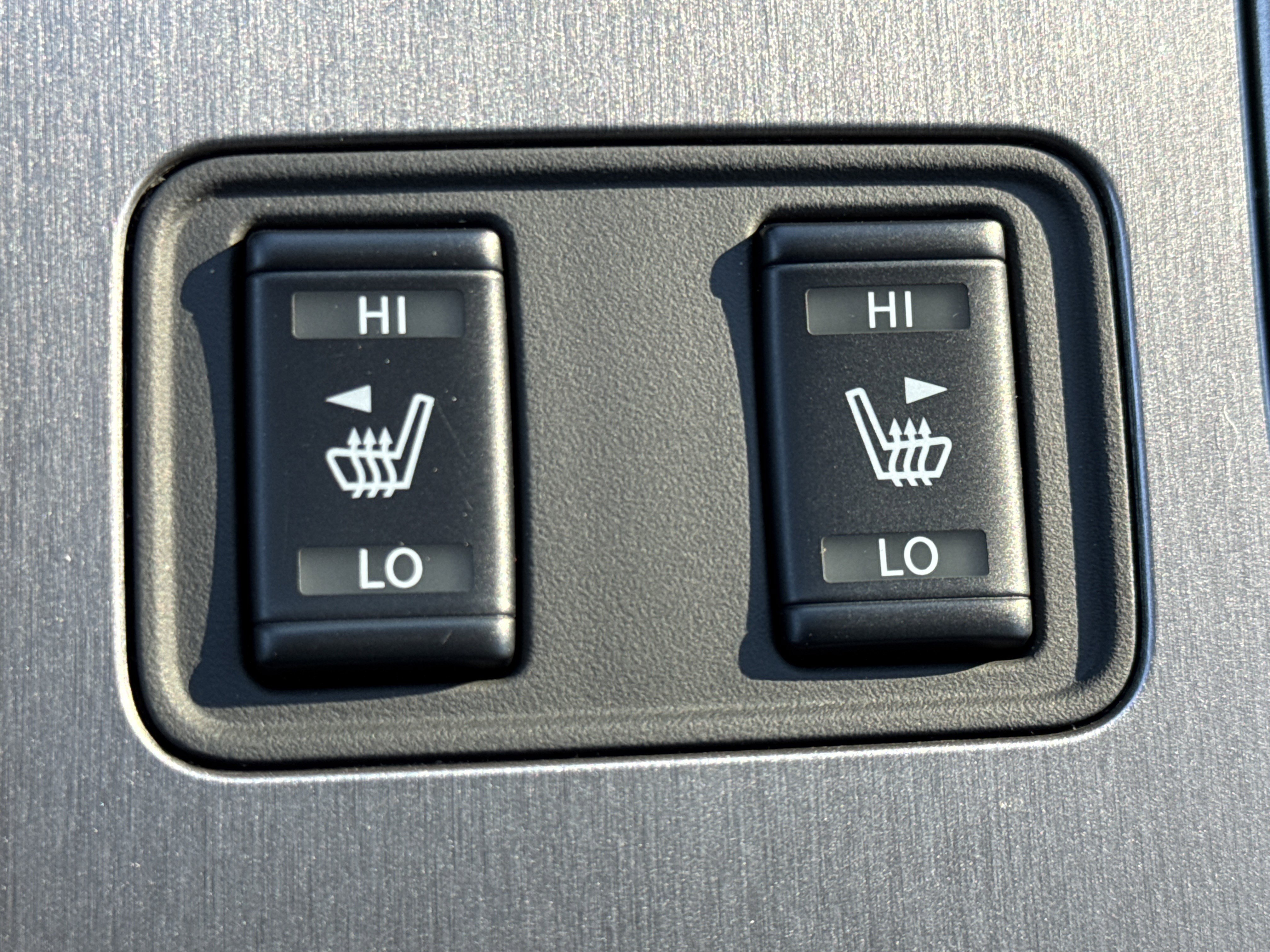 Used 2024 Nissan Murano SV image 14