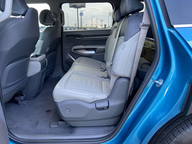 New 2026 Kia EV9 Wind AWD/4WD image 9