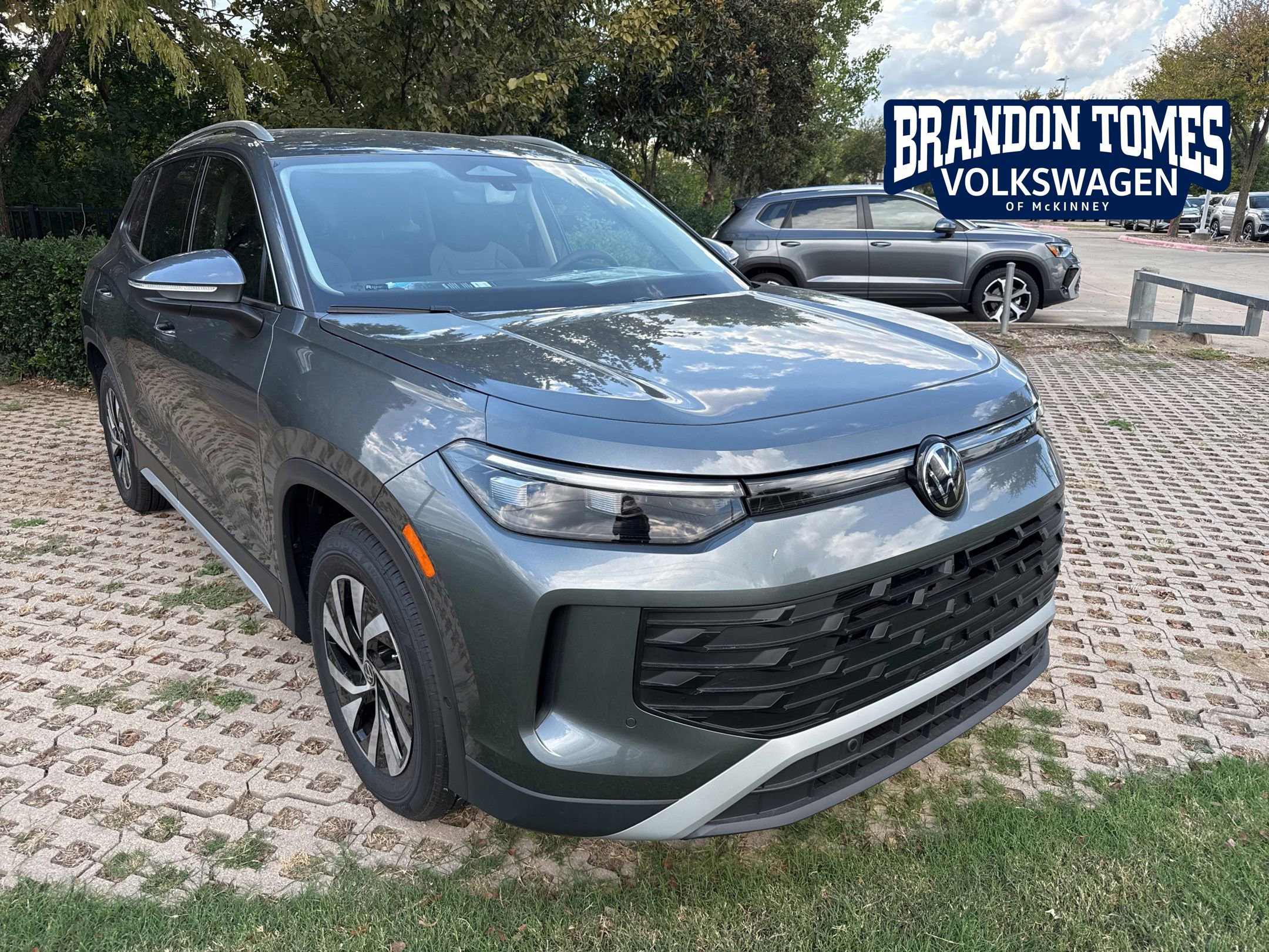 New 2025 Volkswagen Tiguan S