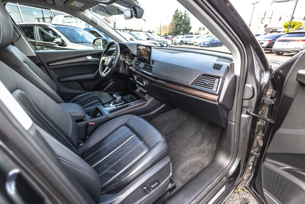 Used 2023 Audi Q5 2.0T Premium Plus w/ Premium Plus Package AWD/4WD image 26