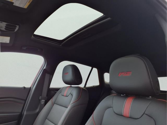New 2026 Chevrolet Trax RS w/ Sunroof Package image 16
