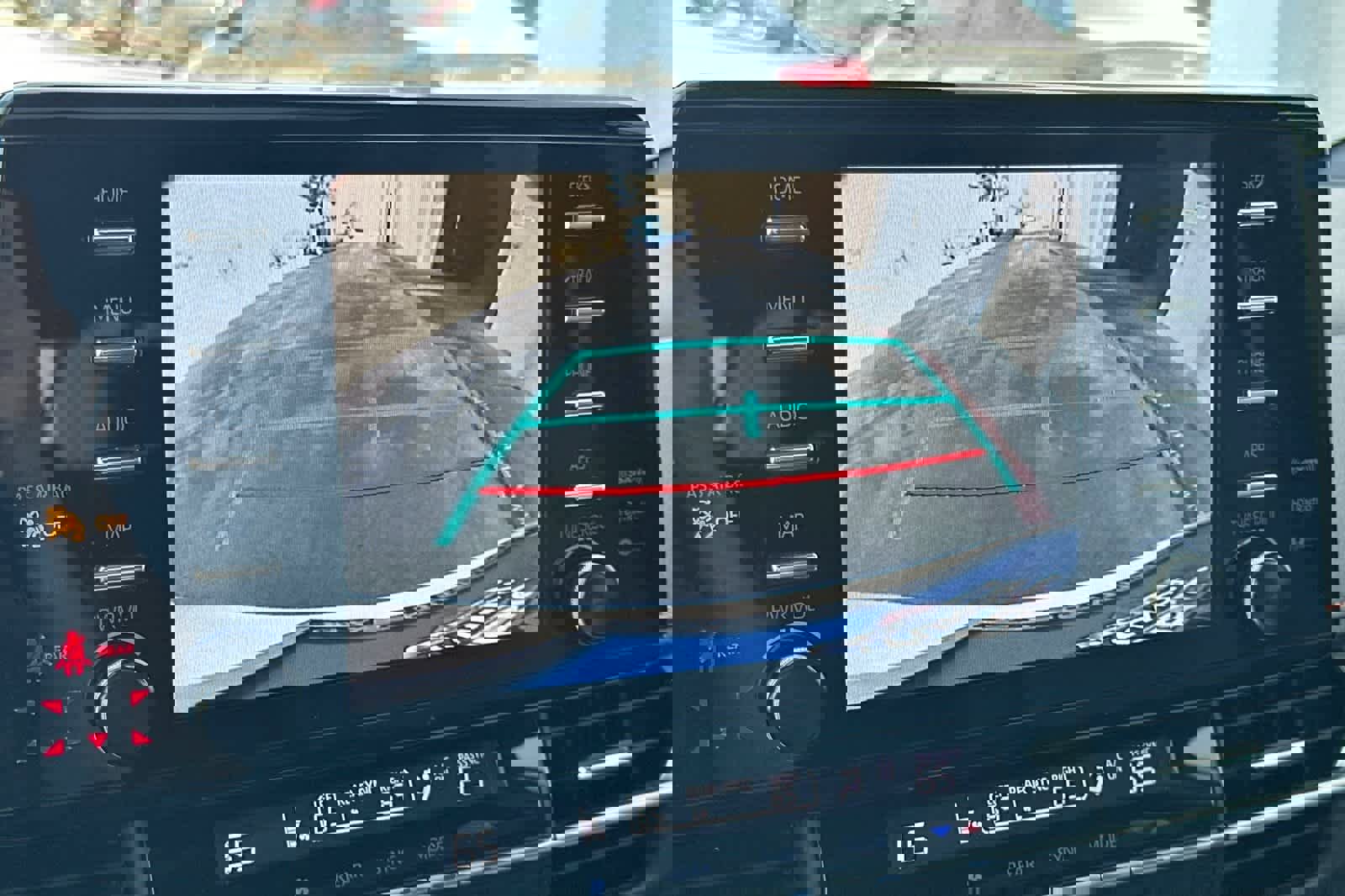 Used 2021 Toyota Sienna XSE image 22