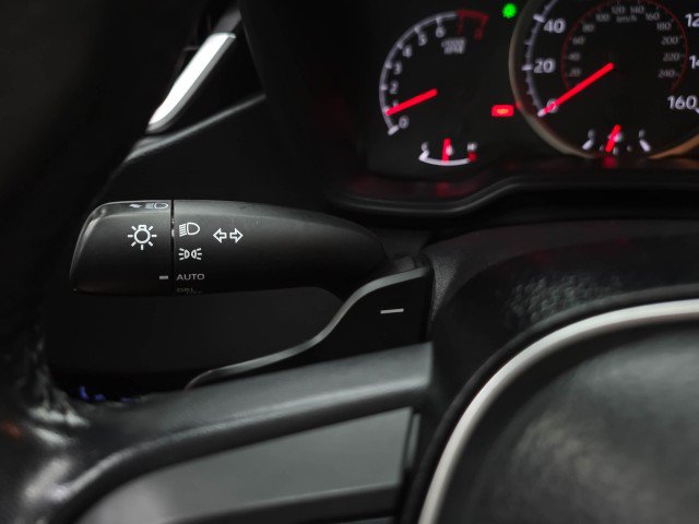 Used 2020 Toyota Corolla SE FWD image 20