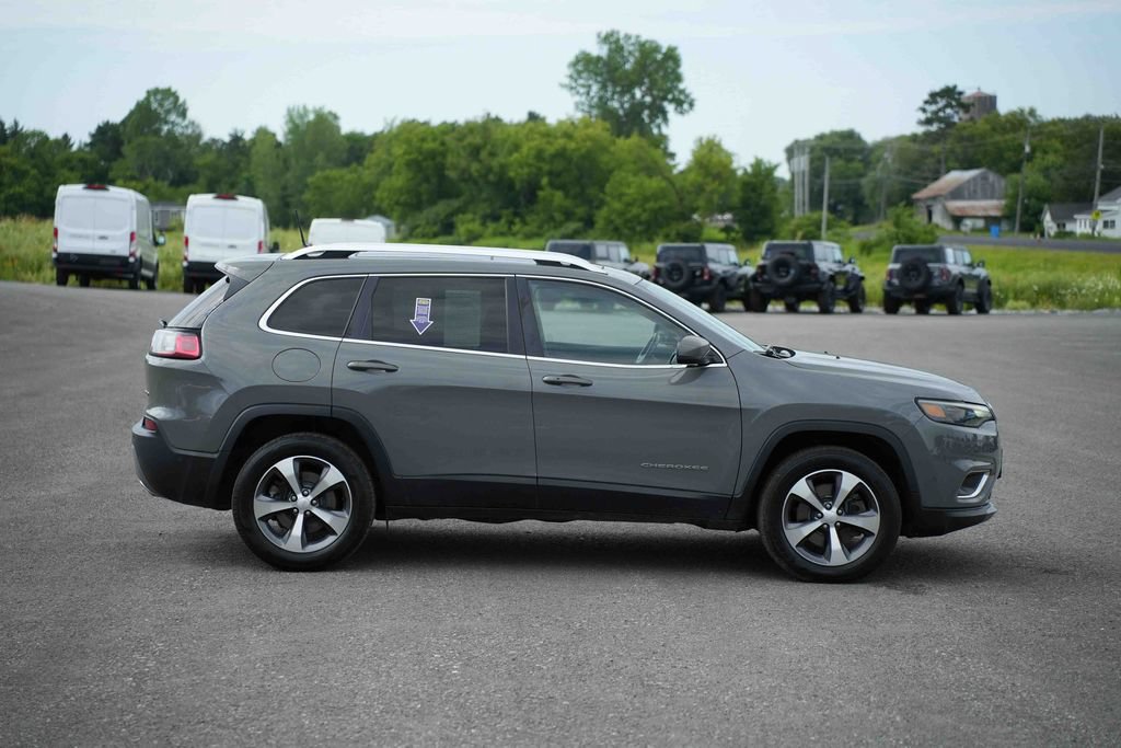 Used 2021 Jeep Cherokee Limited AWD/4WD image 4
