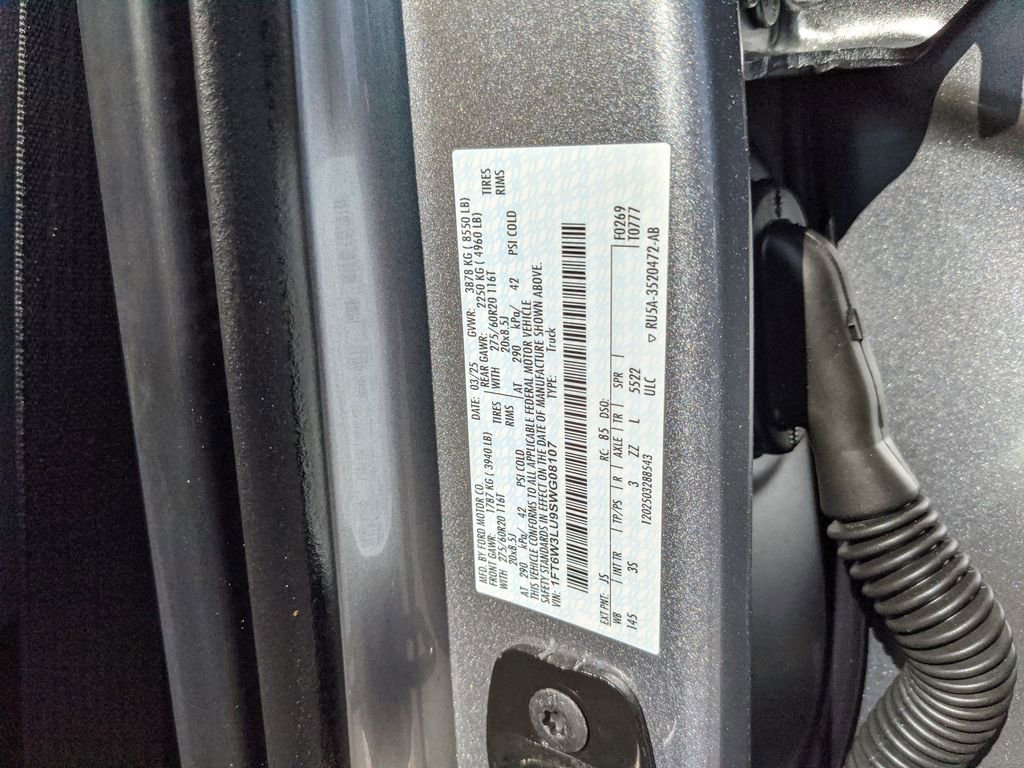 Used 2025 Ford F150 Lightning Flash image 38