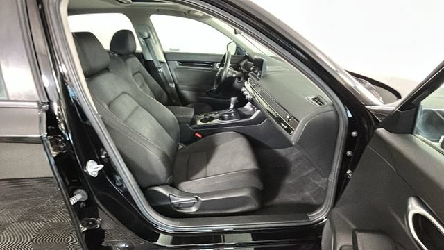 Used 2024 Honda Civic EX image 30