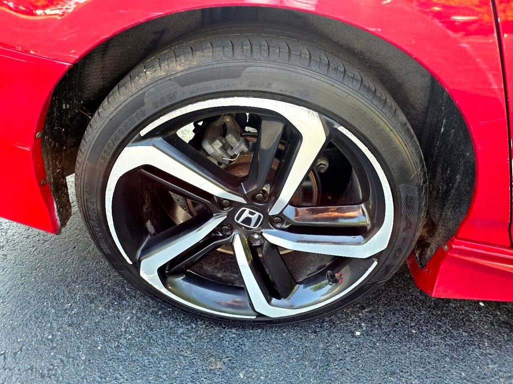 Used 2018 Honda Accord Sport image 11