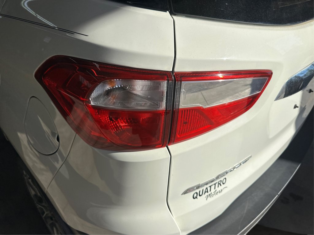 Used 2020 Ford EcoSport Titanium FWD image 21