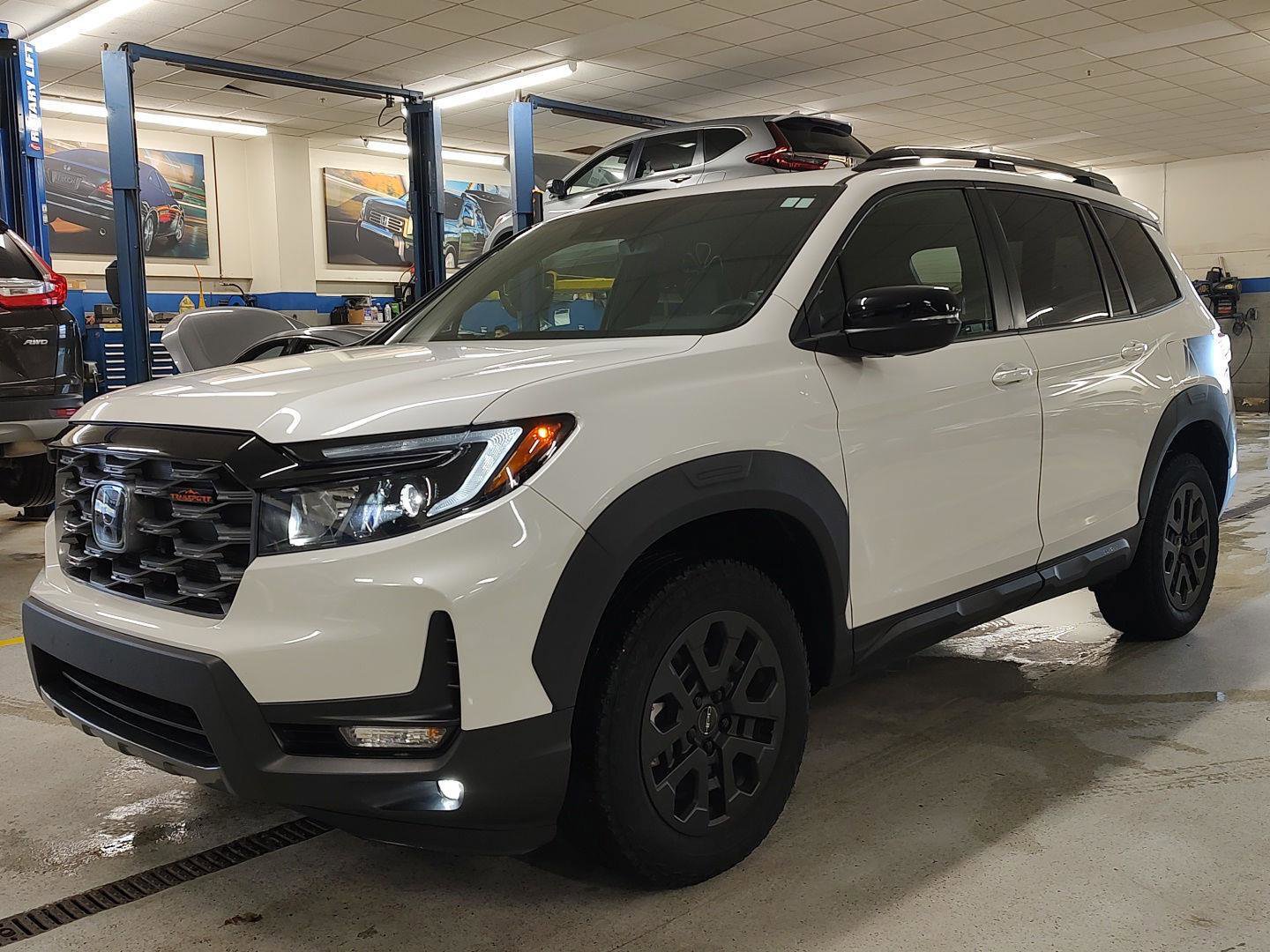 Used 2023 Honda Passport TrailSport image 32