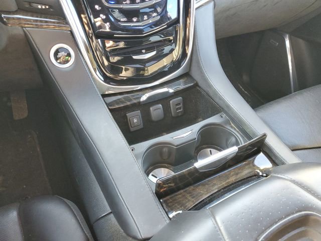 Used 2015 Cadillac Escalade ESV Platinum image 32