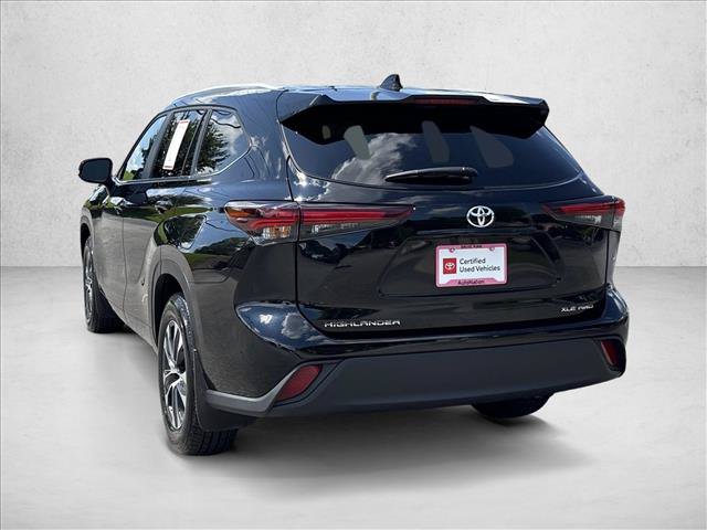 Certified 2026 Toyota Highlander XLE AWD/4WD image 7