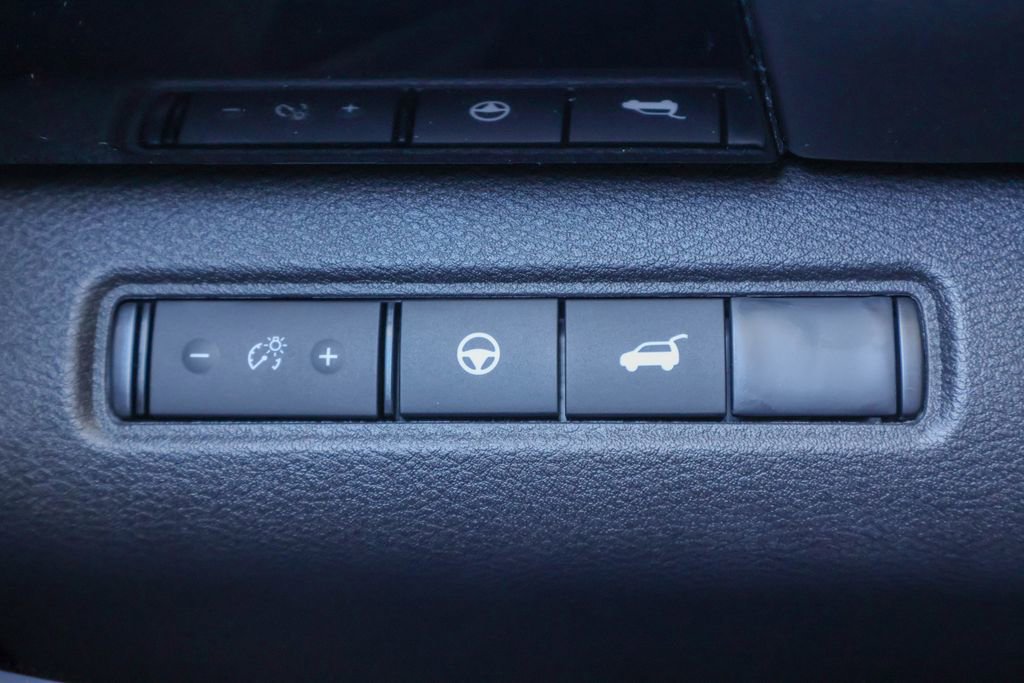 New 2026 Nissan Pathfinder SV image 15