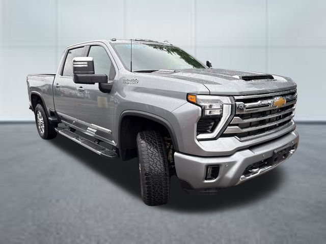 Used 2024 Chevrolet Silverado 2500 High Country w/ Technology Package AWD/4WD image 5