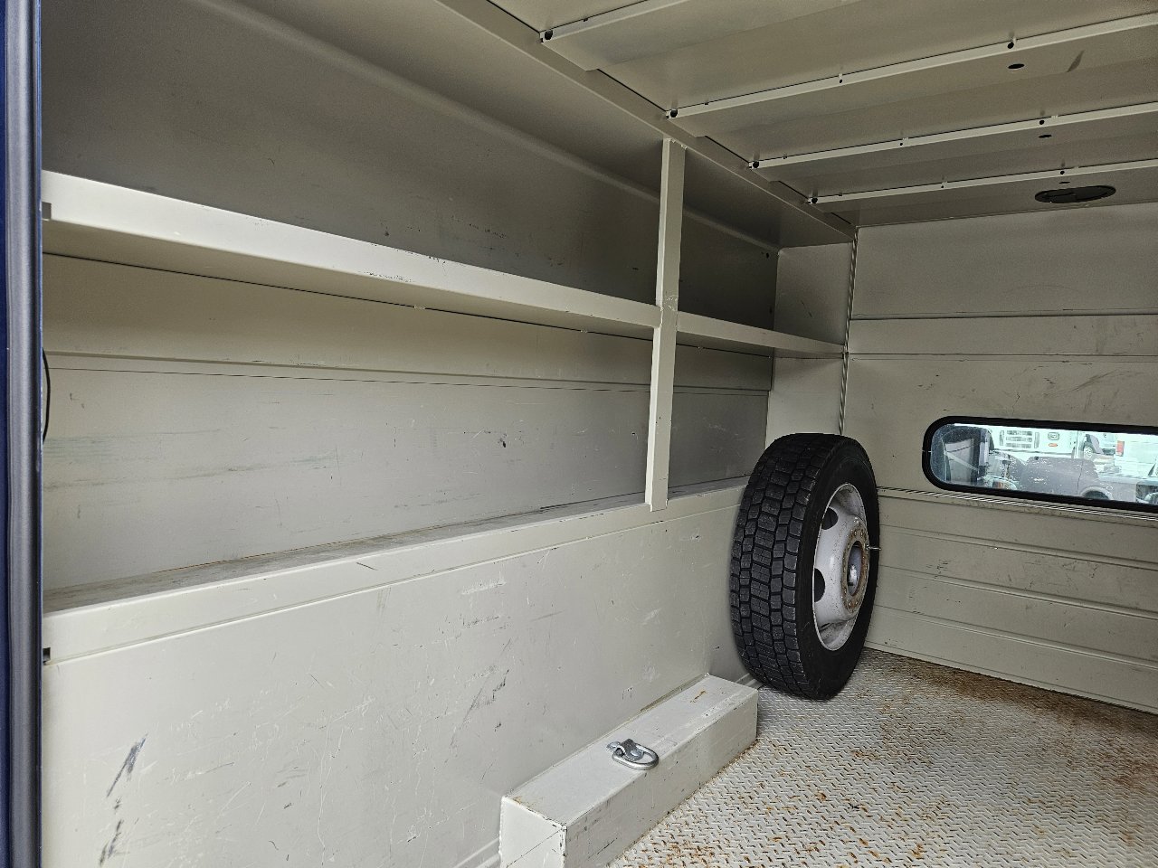 Used 2011 Ford F450 XL w/ PWR Equipment Group image 13