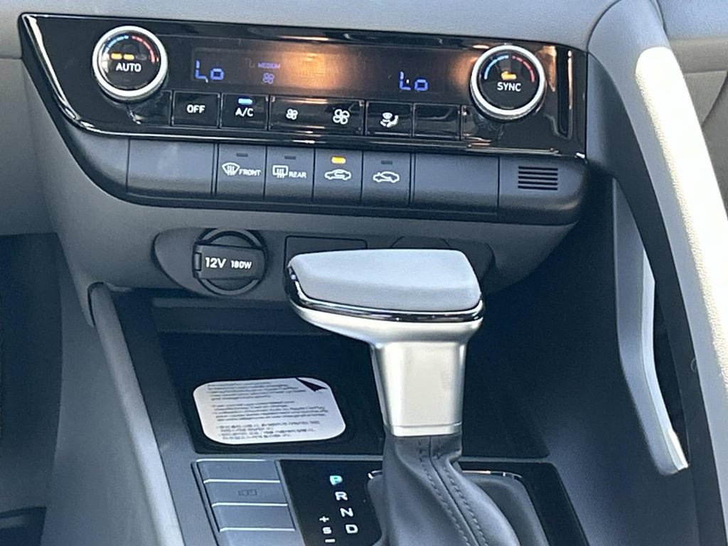 New 2026 Hyundai Elantra Sport FWD image 24