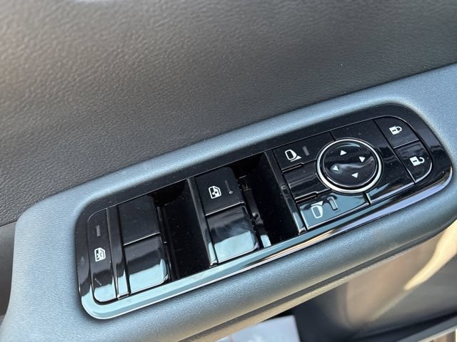 New 2026 Nissan Leaf SV+ w/ Floor Mat Package (SV+) FWD image 8