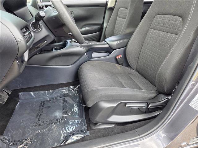 Used 2023 Honda HR-V LX image 16