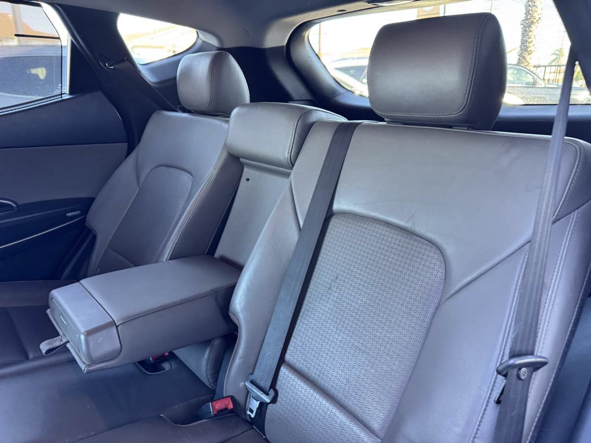 Used 2014 Hyundai Santa Fe Sport 2.0T FWD image 30
