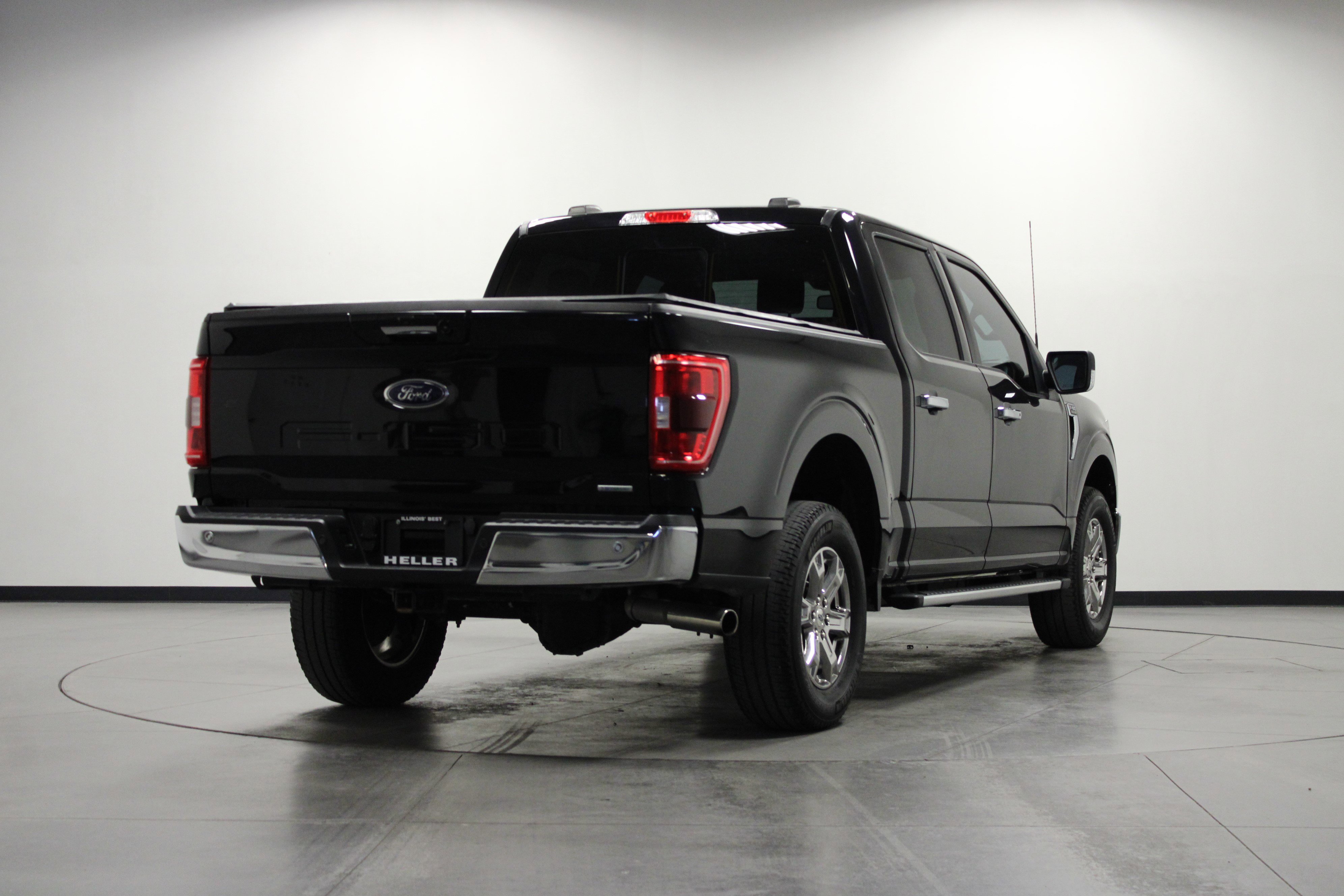 Used 2022 Ford F150 XLT w/ Equipment Group 302A High image 4