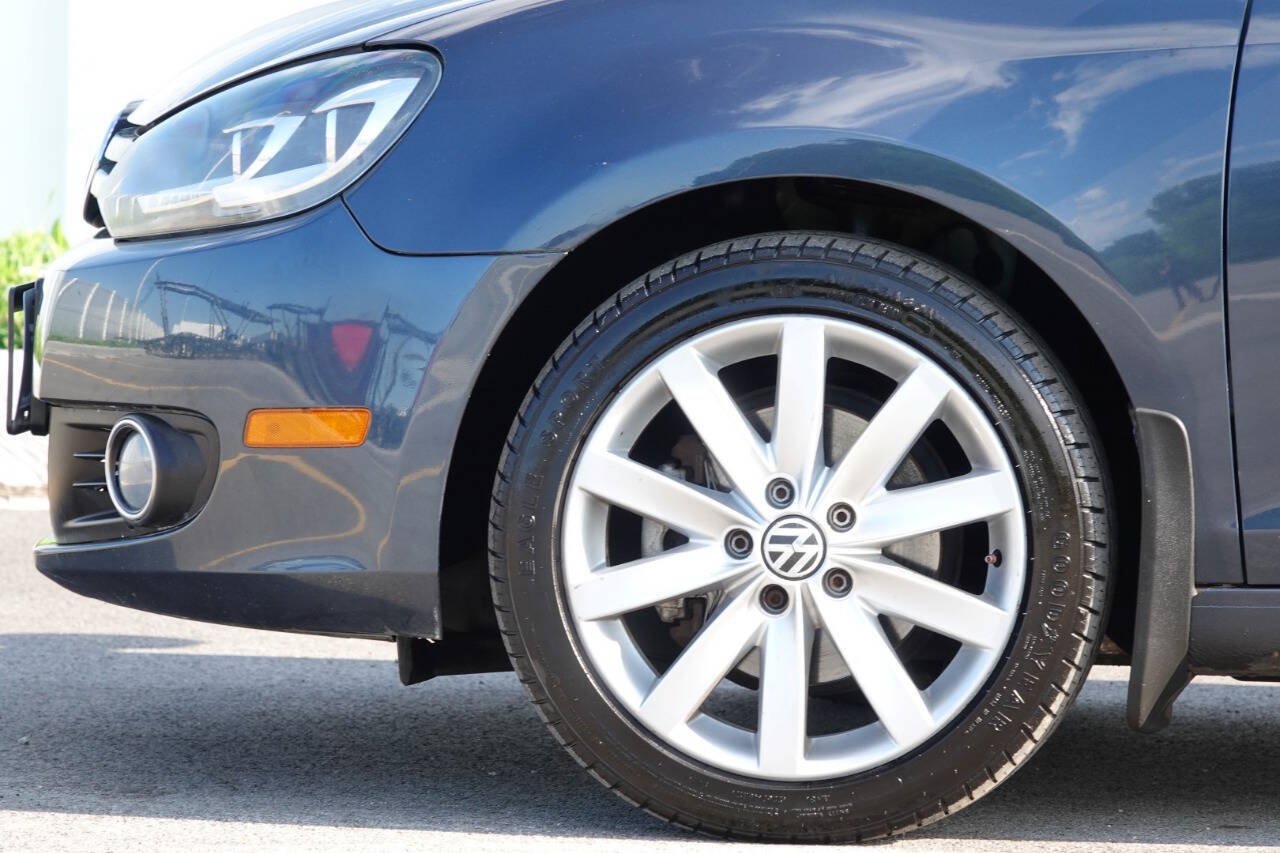 Used 2011 Volkswagen Golf TDI w/ Cold Weather Pkg FWD image 14