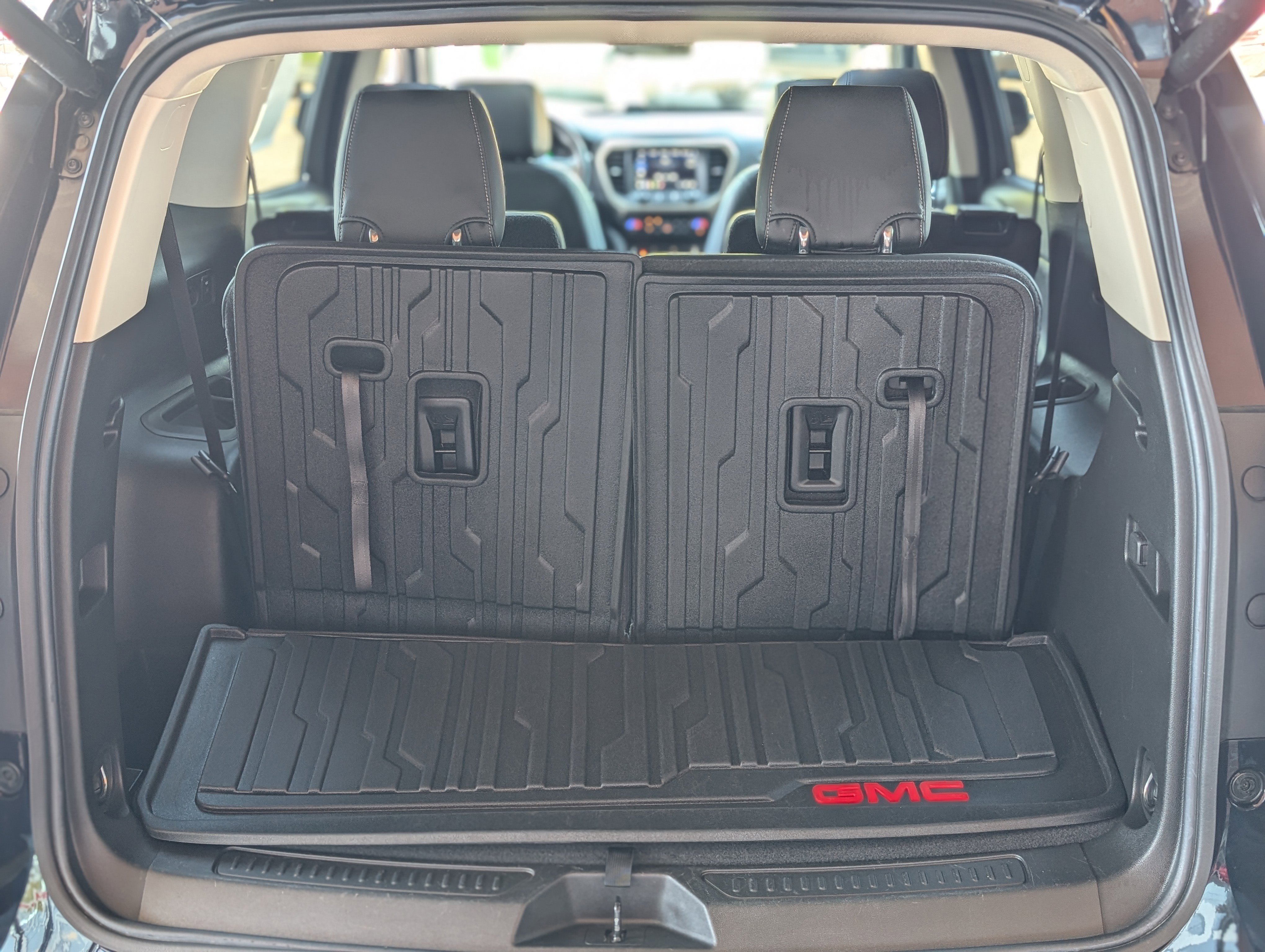 Used 2022 GMC Acadia Denali w/ Trailering Package image 43