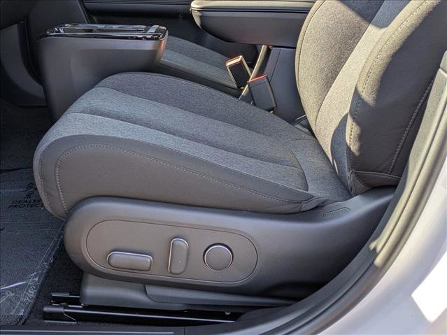 New 2026 Hyundai Ioniq 5 SE image 4