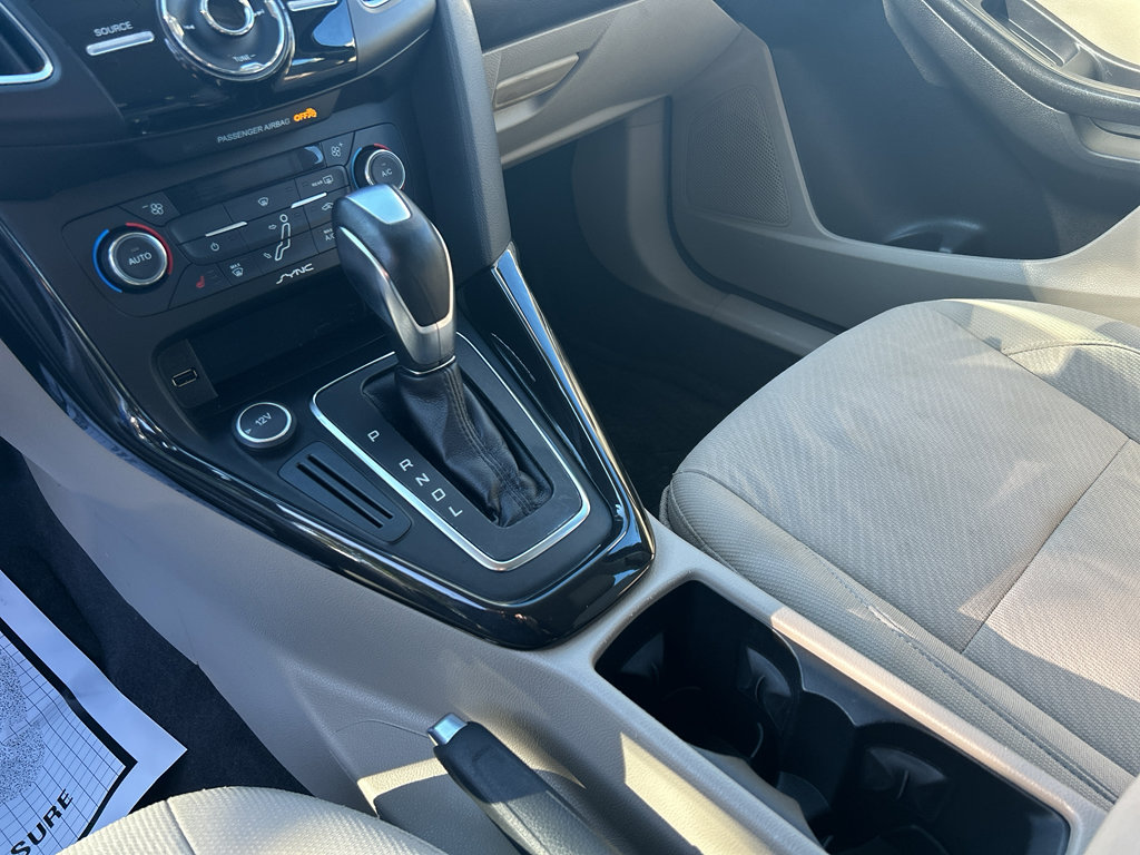 Used 2015 Ford Focus Electric Hatchback image 14