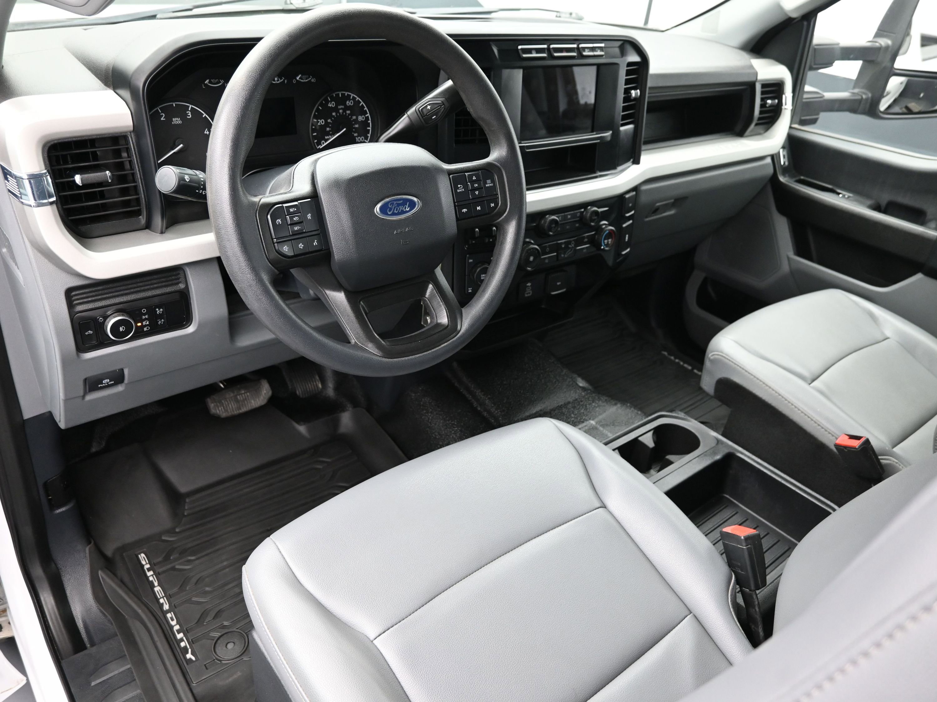 Used 2023 Ford F350 XL AWD/4WD image 22