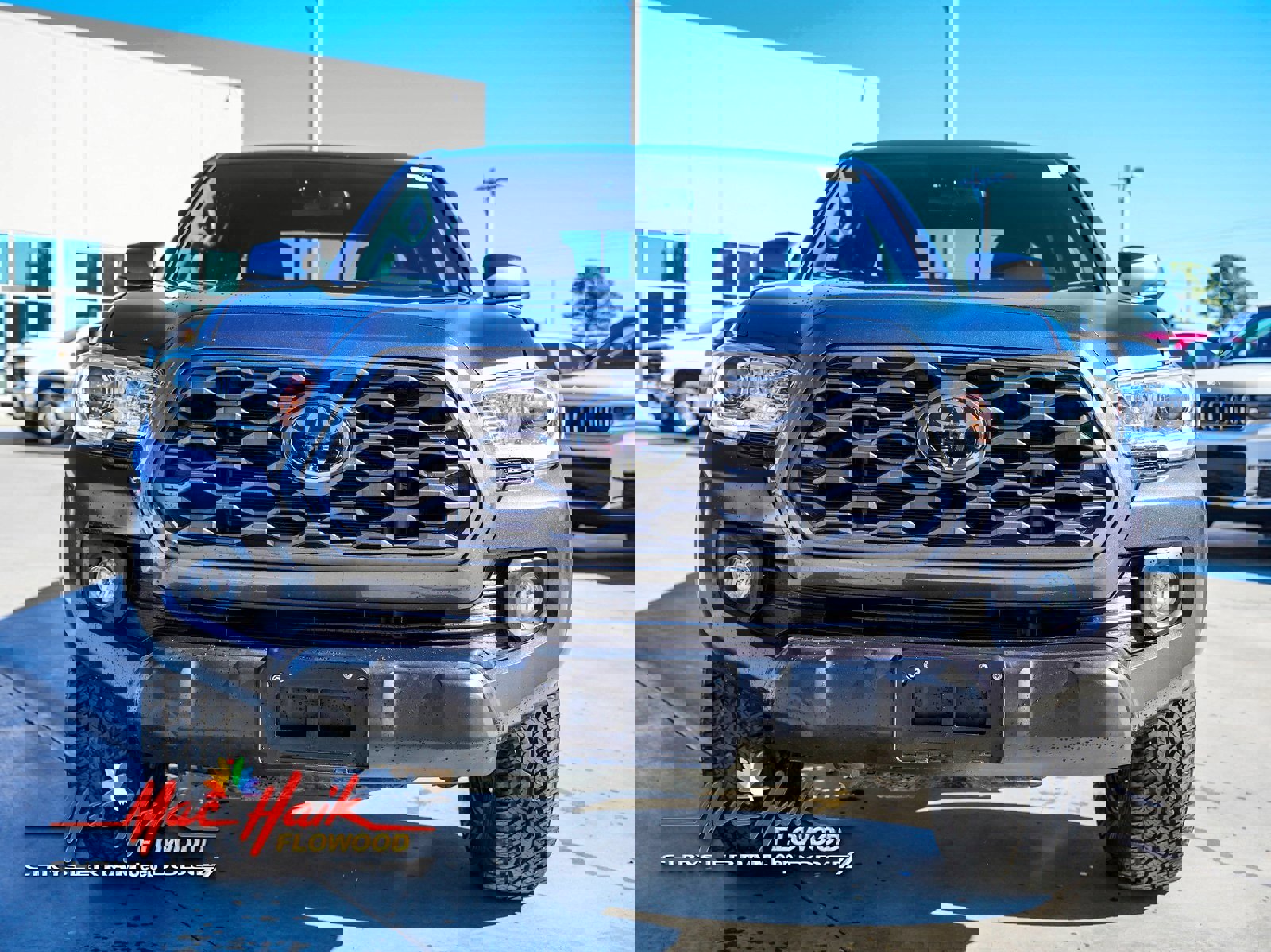 Used 2022 Toyota Tacoma TRD Off-Road image 3