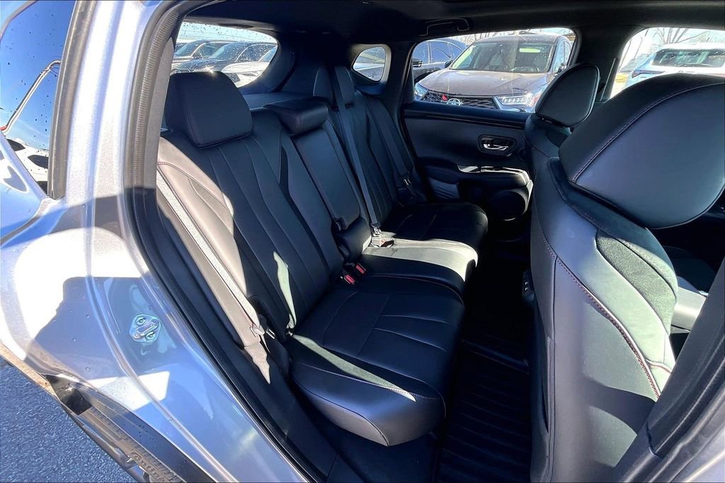 Certified 2025 Acura MDX w/ Technology Package image 37