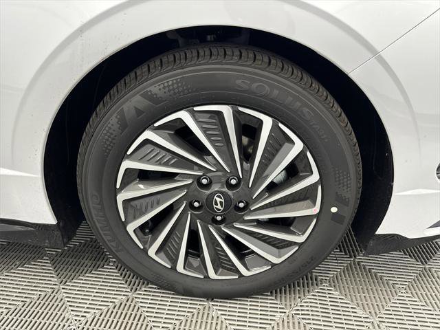 New 2025 Hyundai Sonata SEL image 13