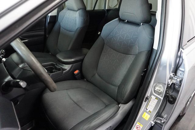 Used 2019 Toyota RAV4 XLE w/ Convenience Package image 8