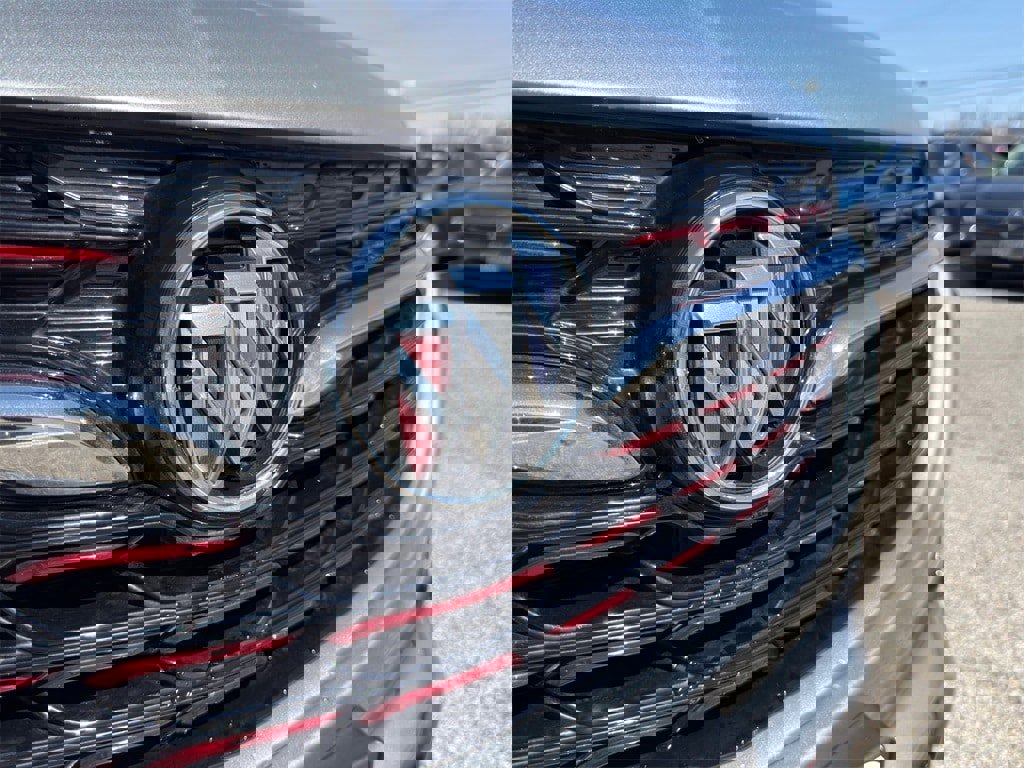 Used 2023 Buick Encore GX Select w/ Sport Touring Package image 5